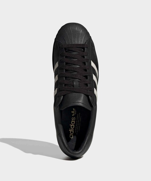 adidas(アディダス)の「SUPERSTAR VINTAGE / スーパースター ヴィンテージ スニーカー アディダスオリジナルス adidas Originals(スニーカー・メンズ・ブラック×ホワイト・22.0cm/28.5cm/29.0cm/29.5cm/25.5cm/26.0cm/26.5cm/27.0cm/27.5cm/28.0cm/22.5cm/23.0cm/23.5cm/24.0cm/24.5cm/25.0cm)」の2枚目の写真