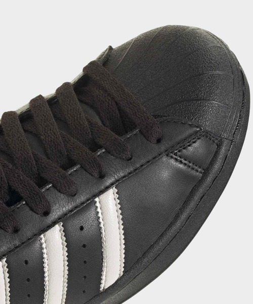 adidas(アディダス)の「SUPERSTAR VINTAGE / スーパースター ヴィンテージ スニーカー アディダスオリジナルス adidas Originals(スニーカー・メンズ・ブラック×ホワイト・22.0cm/28.5cm/29.0cm/29.5cm/25.5cm/26.0cm/26.5cm/27.0cm/27.5cm/28.0cm/22.5cm/23.0cm/23.5cm/24.0cm/24.5cm/25.0cm)」の7枚目の写真