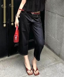 Vipoa（ヴィポア）の「Cropped capri denim（デニムパンツ）」