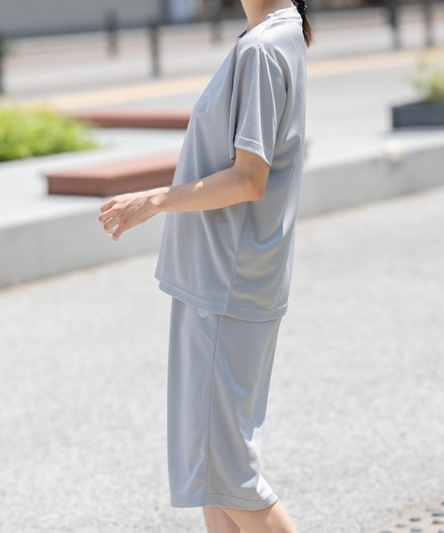 K-SWISS(ケースイス)の「【K-SWISS/ケースイス】ハニカムサークルプリントTシャツ(Tシャツ/カットソー・レディース・グレー/チャコールグレー/ブラック・MEDIUM/LARGE/X-LARGE)」の18枚目の写真
