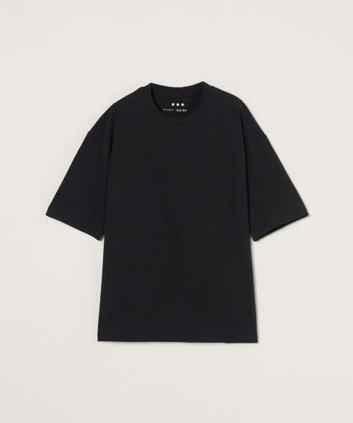 three dots(スリードッツ)の「ピマタイトゲージ ショートスリーブクルーネック(Tシャツ/カットソー・メンズ・ブラック/ホワイト系その他/ベージュ系その他・MEDIUM/SMALL/LARGE)」の2枚目の写真