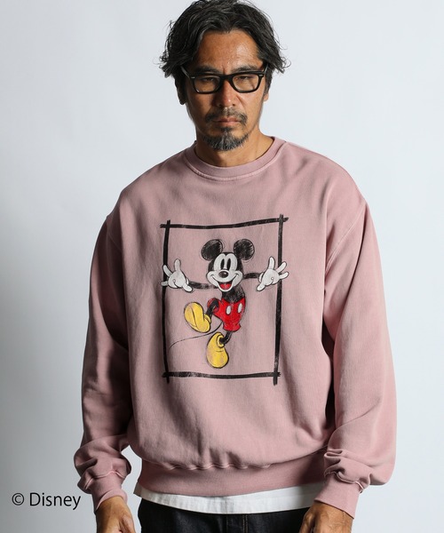 The DUFFER of ST.GEORGE（ザダファーオブセントジョージ）の「【WEB限定アイテム】＜Mickey Mouse＞ CREW SWEAT：<ミッキーマウス> クルースウェット（スウェット・メンズ・チャコールグレー/ピンク・X-LARGE/LARGE/MEDIUM/SMALL）」の11枚目の写真