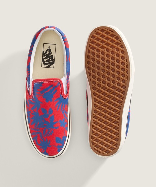 VANS(バンズ)の「クラシック スリッポン / Classic Slip-On Archive MULTI VN000D6YCYL1(スリッポン・メンズ・レッド・7/8.5/9/9.5/10/4.5/5/6/6.5)」の3枚目の写真