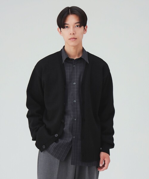 BEAMS HEART（ビームスハート）の「ニットカーディガン（ニット/セーター・メンズ・ダークブラウン/ブラック・SMALL/MEDIUM/LARGE/X-LARGE）」の5枚目の写真
