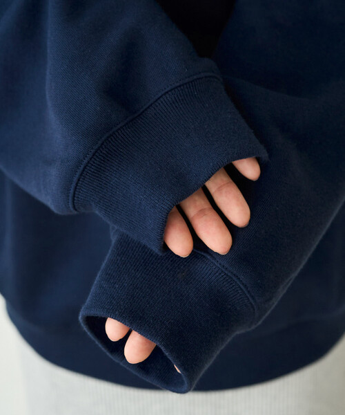 FREAK'S STORE(フリークスストア)の「限定展開 Columbia × FREAK'S STORE/コロンビア 別注W IMPERIAL PARK SWEAT CREW/ウィメンズ インペリアル パーク スウェット クルー(スウェット・レディース・ブラック/その他1/ライトグレー/ネイビー/ワイン・フリ-)」の9枚目の写真