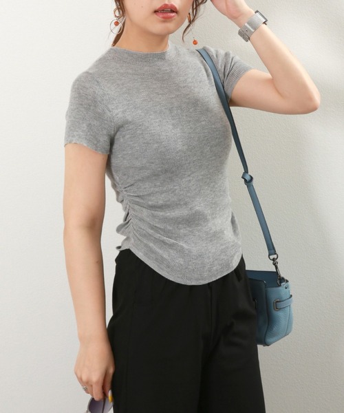 JOCOSA(ジョコサ)の「ウエストギャザー 半袖ニットトップス(ニット/セーター・レディース・ピンク/グレー/ブラック・FREE)」の3枚目の写真
