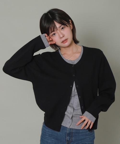 libelle more(リベル モア)の「レイヤード風配色ニットカーディガン(カーディガン/ボレロ・レディース・ブラック/ベージュ/杢グレー/ブラウン・M)」の2枚目の写真