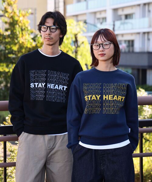 FFEIN(フェイン)の「*新色追加【FFEIN(フェイン)】ヘビーウエイトぼかしメッセージロゴスウェット / 裏起毛 スウェット クルーネック プリント(スウェット・メンズ・グレー/ブラック/ブラウン/ネイビー/アッシュグレー・SMALL/MEDIUM/LARGE)」の6枚目の写真