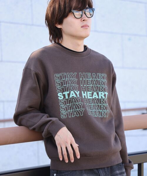 FFEIN(フェイン)の「*新色追加【FFEIN(フェイン)】ヘビーウエイトぼかしメッセージロゴスウェット / 裏起毛 スウェット クルーネック プリント(スウェット・メンズ・グレー/ブラック/ブラウン/ネイビー/アッシュグレー・SMALL/MEDIUM/LARGE)」の18枚目の写真