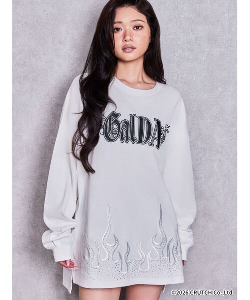 GALFY(ガルフィー)の「GYDA×GALFY bijou fire patternロンT(Tシャツ/カットソー・レディース・ブラック/オフホワイト・FREE)」の2枚目の写真