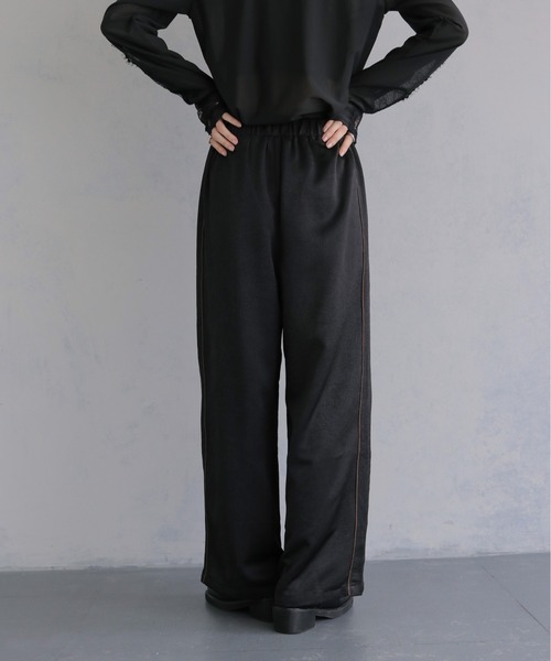 &g'aime(アンジェム)の「【&g'aime 】サテンラインパンツ Satin Side Stripe Pants(その他パンツ・レディース・ブラック/ベージュ/ブラウン・FREE)」の9枚目の写真