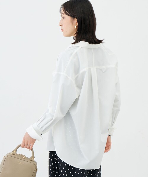 NOLLEY’S Sophi(ノーリーズソフィ)の「ウォッシャブルTCブロードオーバーシャツ(シャツ/ブラウス・レディース・イエロー/サックスブルー/ホワイト・36/38)」の11枚目の写真