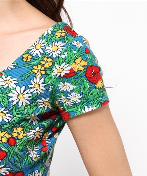 SLY（スライ）の「RETRO FLOWER TEREKO T/SH（Tシャツ/カットソー・レディース・ブルー/オレンジ・2/1）」の7枚目の写真