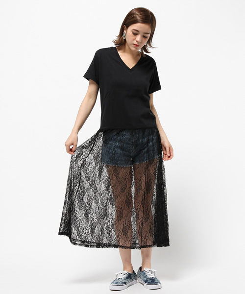 RODEO CROWNS WIDE BOWL（ロデオクラウンズワイドボウル）の「レース ドッキング ワンピース（ワンピース・レディース・ホワイト/ダークネイビー/ブラック・MEDIUM/SMALL）」の2枚目の写真