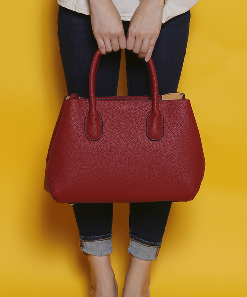 PLAIN CLOTHING(プレーンクロージング)の「【片瀬那奈さん着用】ミドルハンドバッグ/ショルダーバッグ【PALIN CLOTHING】(ハンドバッグ・レディース・ブラック/レッド/ブラウン/ネイビー・FREE)」の14枚目の写真