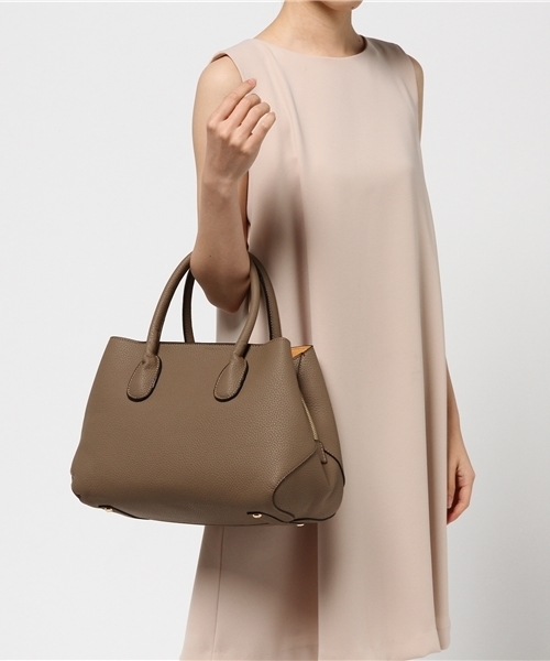 PLAIN CLOTHING(プレーンクロージング)の「【片瀬那奈さん着用】ミドルハンドバッグ/ショルダーバッグ【PALIN CLOTHING】(ハンドバッグ・レディース・ブラック/レッド/ブラウン/ネイビー・FREE)」の12枚目の写真