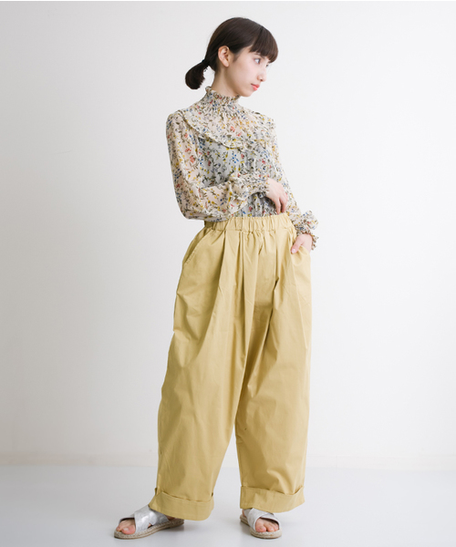 MERLOT（メルロー）の「裾ダブルタックワイドパンツ2224（その他パンツ・レディース・ベージュ/ネイビー/グリーン/ライトブルー/オフホワイト/ベージュ系その他/カーキ・FREE）」の11枚目の写真