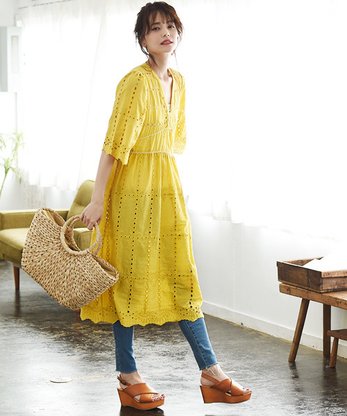 Luz Llena (glifeed） （ラズレナグリフィード）の「ウッド調ウェッジソールサンダル（サンダル・レディース・キャメル/ブラック/ダークブラウン・LARGE/X-LARGE/SMALL/MEDIUM）」の15枚目の写真