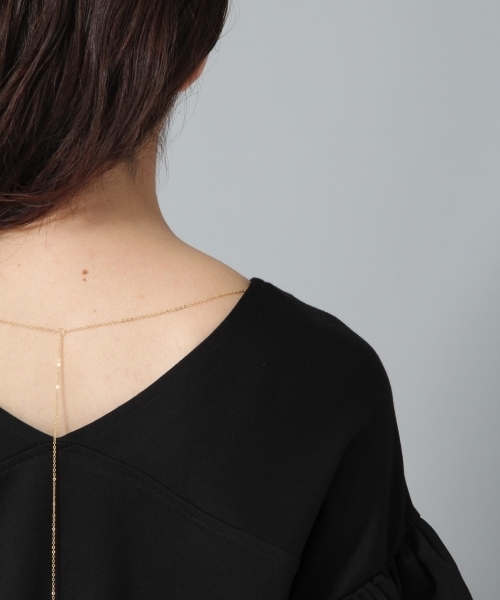 Andemiu（アンデミュウ）の「ソデフリルアクセツキＴＯＰＳ767615（シャツ/ブラウス・レディース・グリーン/ホワイト/ブラック・FREE）」の13枚目の写真