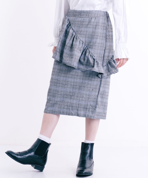 MERLOT（メルロー）の「チェック柄アシメフリルスカート1340（スカート・レディース・ブラウン/グレー・FREE）」の2枚目の写真
