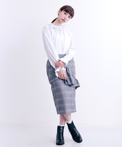 MERLOT（メルロー）の「チェック柄アシメフリルスカート1340（スカート・レディース・ブラウン/グレー・FREE）」の5枚目の写真