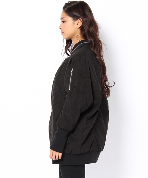 WHO'S WHO gallery（フーズフーギャラリー）の「ロングドルマンＭＡ－１（ブルゾン・レディース・グレー/ブラック/ネイビー・FREE）」の5枚目の写真