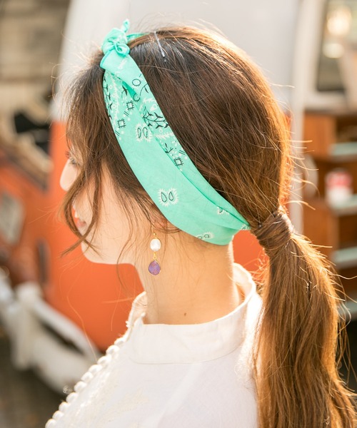 チャイハネ（チャイハネ）の「【チャイハネ】ペイズリープリントバンダナ（バンダナ/スカーフ・レディース・ブラック/ブルー/グリーン/ミント/ネイビー/パープル/レッド/ホワイト/ワインレッド/イエロー・FREE）」の17枚目の写真