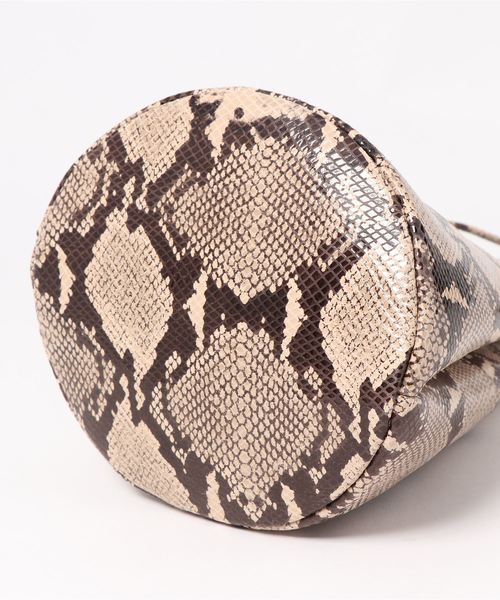 marco masi(マルコマージ)の「【MARCO MASI】巾着バッグ(トートバッグ・レディース・パイソン・フリ-)」の7枚目の写真