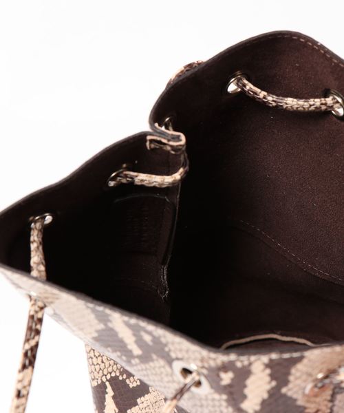 marco masi(マルコマージ)の「【MARCO MASI】巾着バッグ(トートバッグ・レディース・パイソン・フリ-)」の6枚目の写真