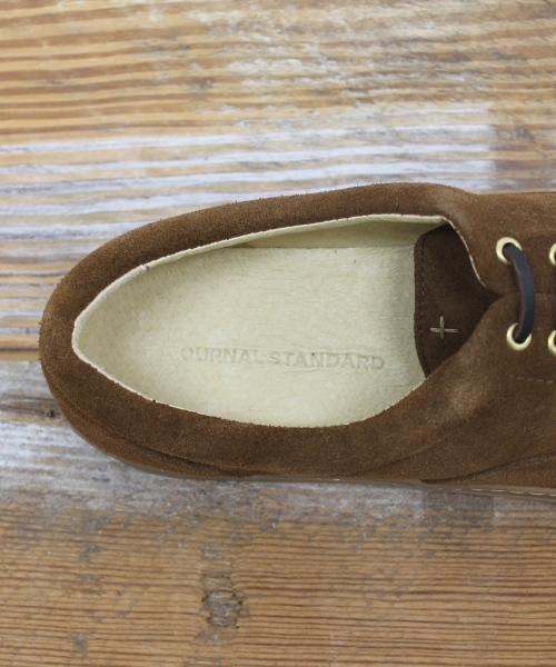 JOURNAL STANDARD（ジャーナルスタンダード）の「●スエード クロスステッチ スニーカー（スニーカー・メンズ・ネイビー/グリーン/レオパード/ウッド/タン/スミクロ・40/42/41）」の12枚目の写真