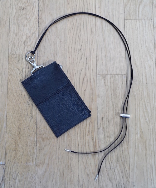 KAIKO（カイコー）の「KAIKO LEATHER NECK BAG M（ボディバッグ