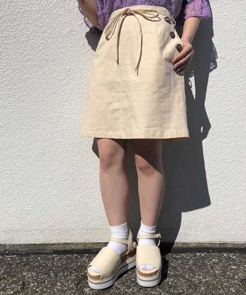 one after another NICE CLAUP(ワンアフターアナザーナイスクラップ)の「ウエストリボン麻混スカート(スカート・レディース・ベージュ/アイボリー/モカ・FREE)」の2枚目の写真