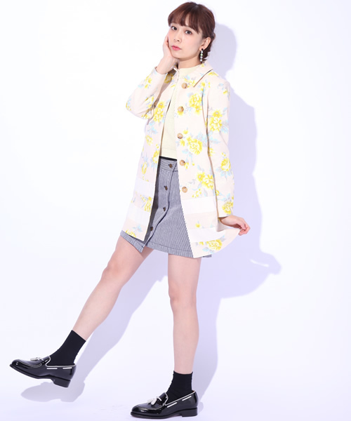 Ray BEAMS(レイビームス)の「◎Ray BEAMS / フラワープリント ステンカラーコート(ステンカラーコート・レディース・ベージュ/ネイビー・1/0)」の12枚目の写真