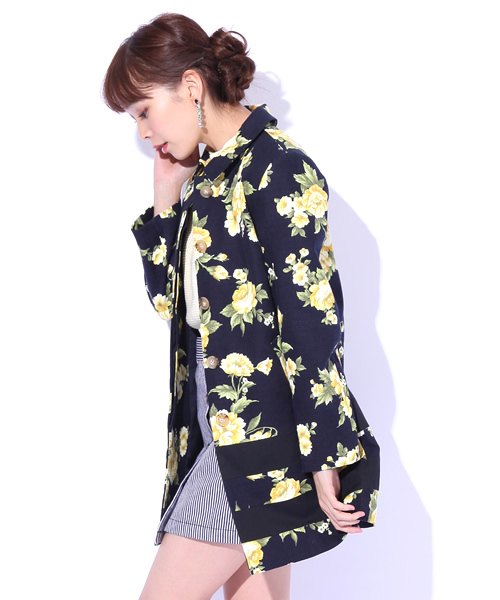 Ray BEAMS(レイビームス)の「◎Ray BEAMS / フラワープリント ステンカラーコート(ステンカラーコート・レディース・ベージュ/ネイビー・1/0)」の17枚目の写真