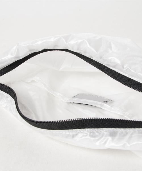 THE NORTH FACE（ザノースフェイス）の「パーテックス キャニスター エム ショルダーバッグ Pertex(R) Canister M NM91904（ショルダーバッグ・メンズ・ホワイト/ブラック・FREE）」の3枚目の写真
