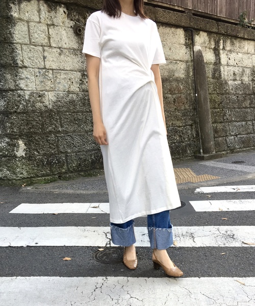 Culture Medium（カルチャーミディアム）の「40s綿天竺フロントツイストワンピース（ワンピース・レディース・ホワイト/テラコッタ/ライトベージュ/カーキ/ブラック・FREE）」の2枚目の写真