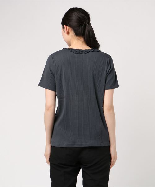 Samansa Mos2(サマンサ モスモス)の「衿レーステレコT(Tシャツ/カットソー・レディース・キナリ/チャコールグレー/モカ・フリ-)」の5枚目の写真