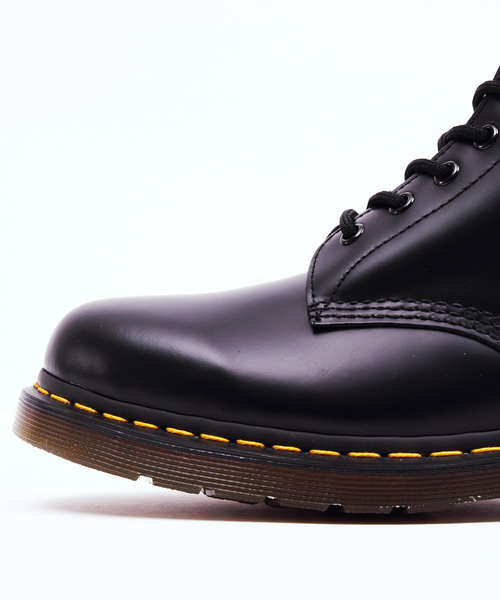Dr. Martens(ドクターマーチン)の「Dr.Martens ドクターマーチン 8ホールブーツ(ブーツ・メンズ・ブラック/チェリーレッド・25.0cm/27.0cm/28.0cm/26.0cm/23.0cm/29.0cm/22.0cm/24.0cm)」の13枚目の写真