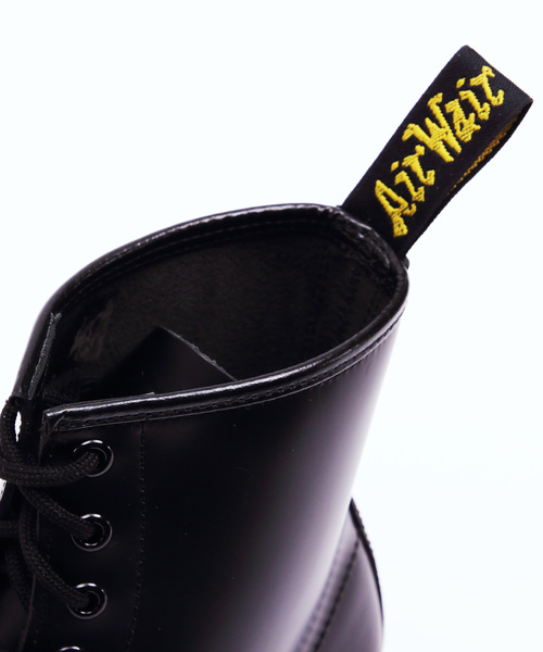 Dr. Martens(ドクターマーチン)の「Dr.Martens ドクターマーチン 8ホールブーツ(ブーツ・メンズ・ブラック/チェリーレッド・25.0cm/27.0cm/28.0cm/26.0cm/23.0cm/29.0cm/22.0cm/24.0cm)」の16枚目の写真
