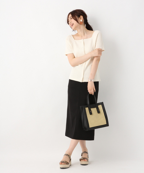 GLOBAL WORK(グローバルワーク)の「2WAYスクエアプルオーバー/839606(Tシャツ/カットソー・レディース・オフホワイト/オレンジ系その他/ブラック・MEDIUM/LARGE)」の7枚目の写真