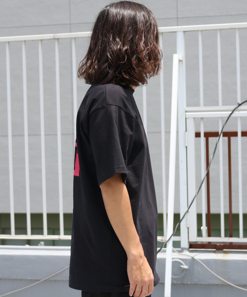 AlexanderLeeChang(アレキサンダーリーチャン)の「AlexanderLeeChang/アレキサンダーリーチャン BLACK CAT T(Tシャツ/カットソー・メンズ・イエロー/ブラック/ホワイト・2/3)」の12枚目の写真