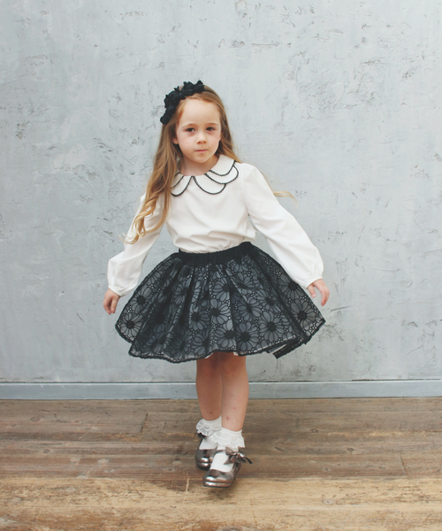 Rora（ローラ）の「モイナ ブラウス（シャツ/ブラウス・キッズ・ホワイト・110cm/100cm/130cm/140cm/90cm/120cm/150cm）」の4枚目の写真