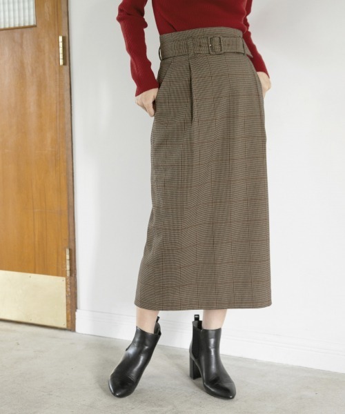 LOWRYS FARM（ローリーズファーム）の「ベルトツキタイトスカート　860286（スカート・レディース・ネイビー/ブラウン/カーキ/ベージュ/ブラウン系その他/ダークブラウン/ブラック・MEDIUM/LARGE）」の3枚目の写真