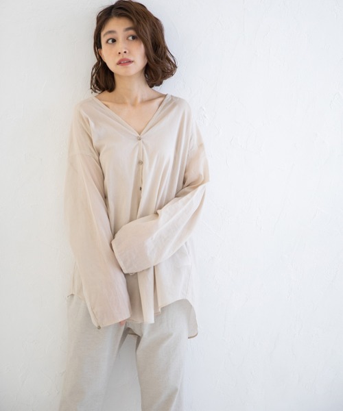 Munich（ミューニック）の「ウォッシュコットンローン　ノーカラーシャツブラウス（シャツ/ブラウス・レディース・ホワイト/ブラック/ライトベージュ/サックスブルー・FREE）」の3枚目の写真