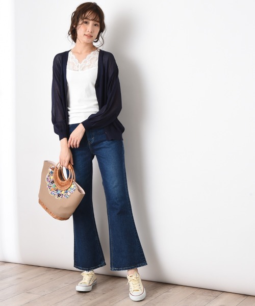 INTERPLANET(インタープラネット)の「編地変えVネックカーデ(カーディガン/ボレロ・レディース・グリーン/ネイビー/キャメル/アイボリー・FREE)」の12枚目の写真