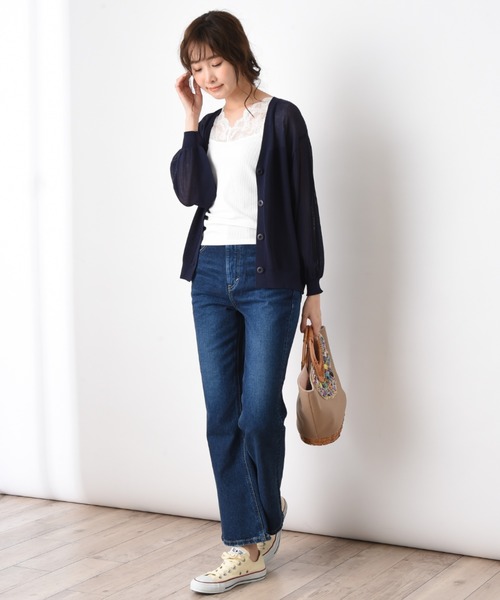 INTERPLANET(インタープラネット)の「編地変えVネックカーデ(カーディガン/ボレロ・レディース・グリーン/ネイビー/キャメル/アイボリー・FREE)」の15枚目の写真