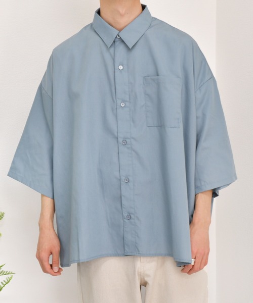 kutir（クティール）の「ウルトラワイドシャツ（シャツ/ブラウス・メンズ・ホワイト/ライトブルー/グレイッシュベージュ・MEDIUM/LARGE）」の3枚目の写真