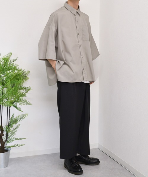 kutir（クティール）の「ウルトラワイドシャツ（シャツ/ブラウス・メンズ・ホワイト/ライトブルー/グレイッシュベージュ・MEDIUM/LARGE）」の14枚目の写真