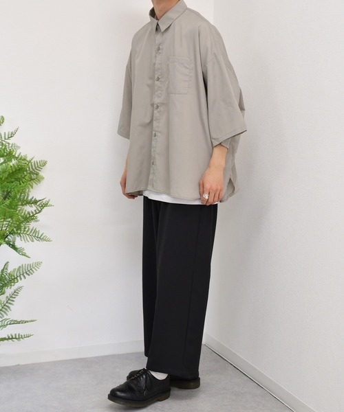 kutir（クティール）の「ウルトラワイドシャツ（シャツ/ブラウス・メンズ・ホワイト/ライトブルー/グレイッシュベージュ・MEDIUM/LARGE）」の16枚目の写真