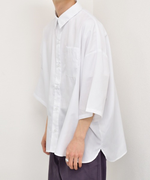 kutir（クティール）の「ウルトラワイドシャツ（シャツ/ブラウス・メンズ・ホワイト/ライトブルー/グレイッシュベージュ・MEDIUM/LARGE）」の4枚目の写真